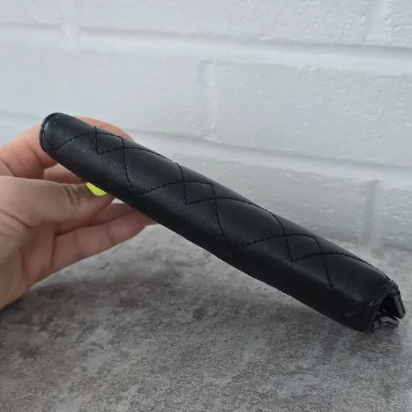 Marc by Marc Jacobs Quilted Black Folding Wallet for Women Logo Zipper - Picture 6 of 14